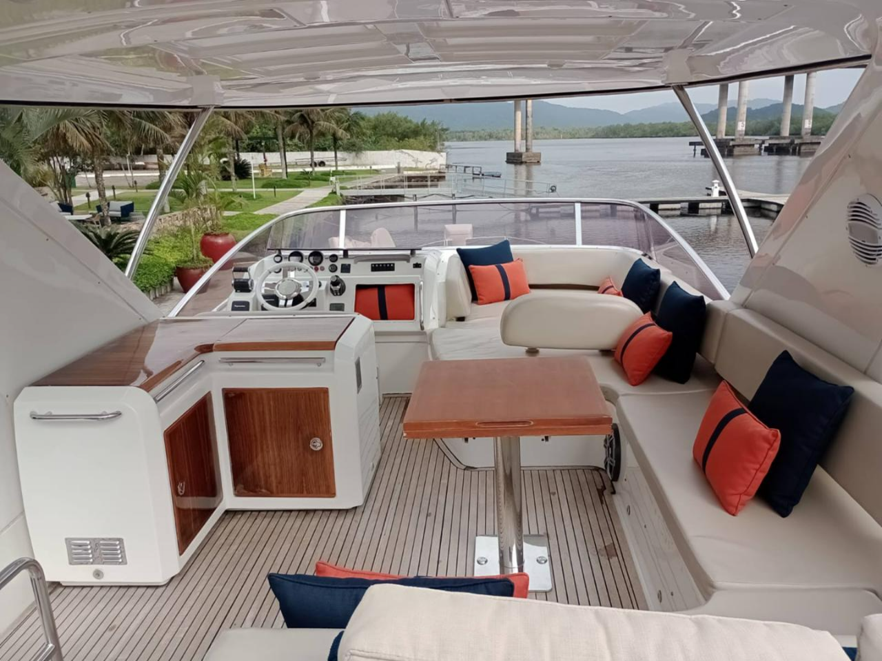 Intermarine 60 gallery image 8