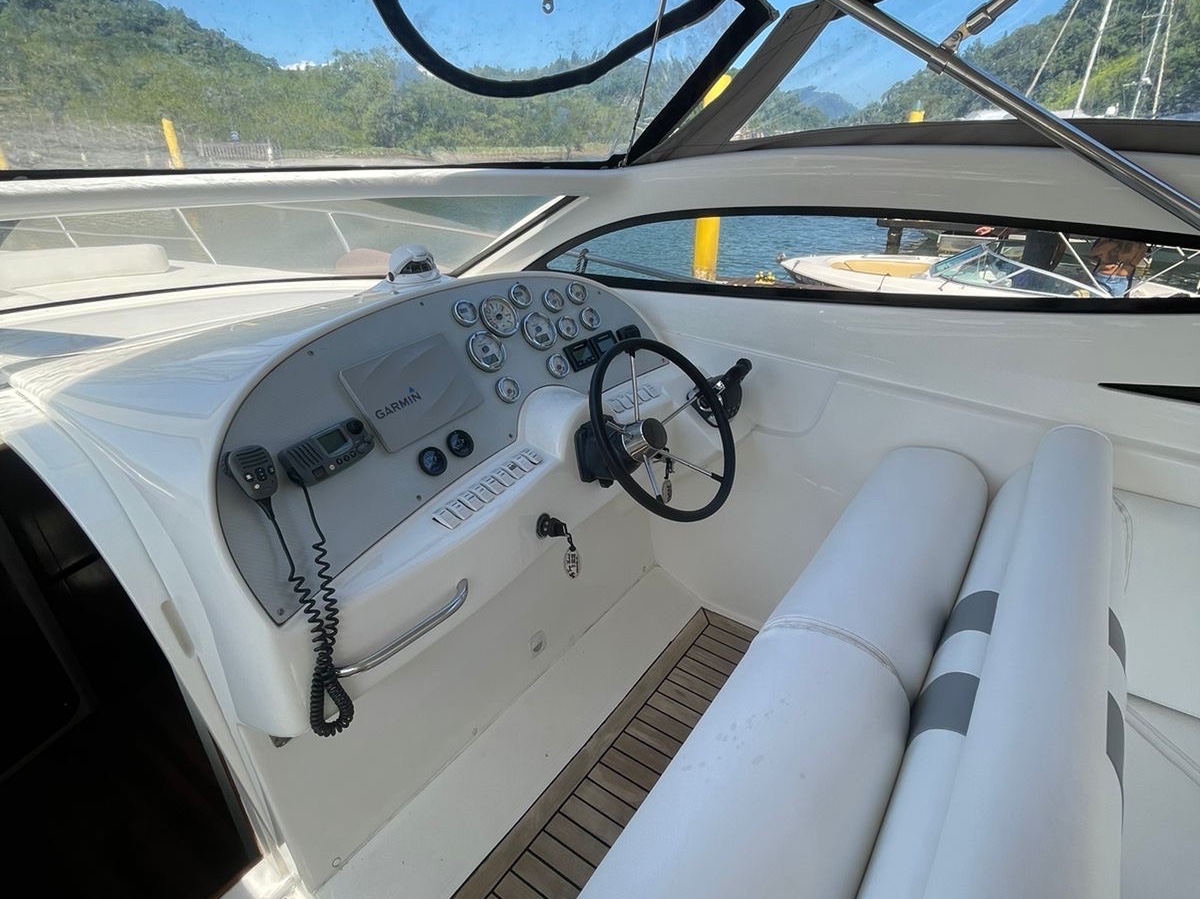 Real Top 41 gallery image 4