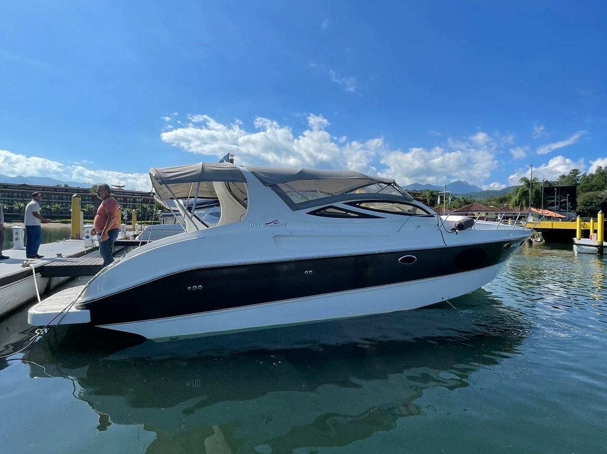 Real Top 41 gallery image 8