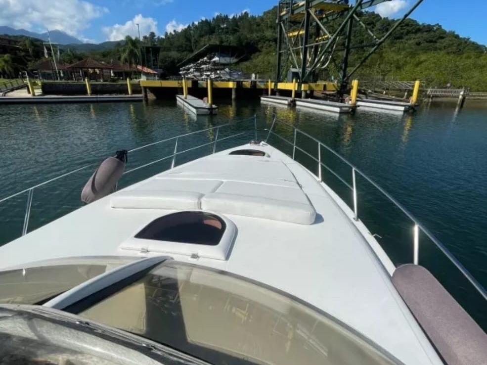 Real Top 41 gallery image 3