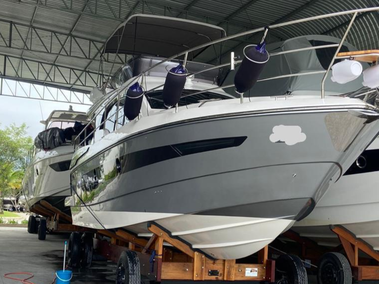 Triton Yacht 54 B gallery image 3