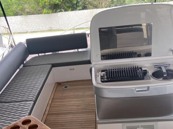 Triton Yacht 54 B gallery image 8