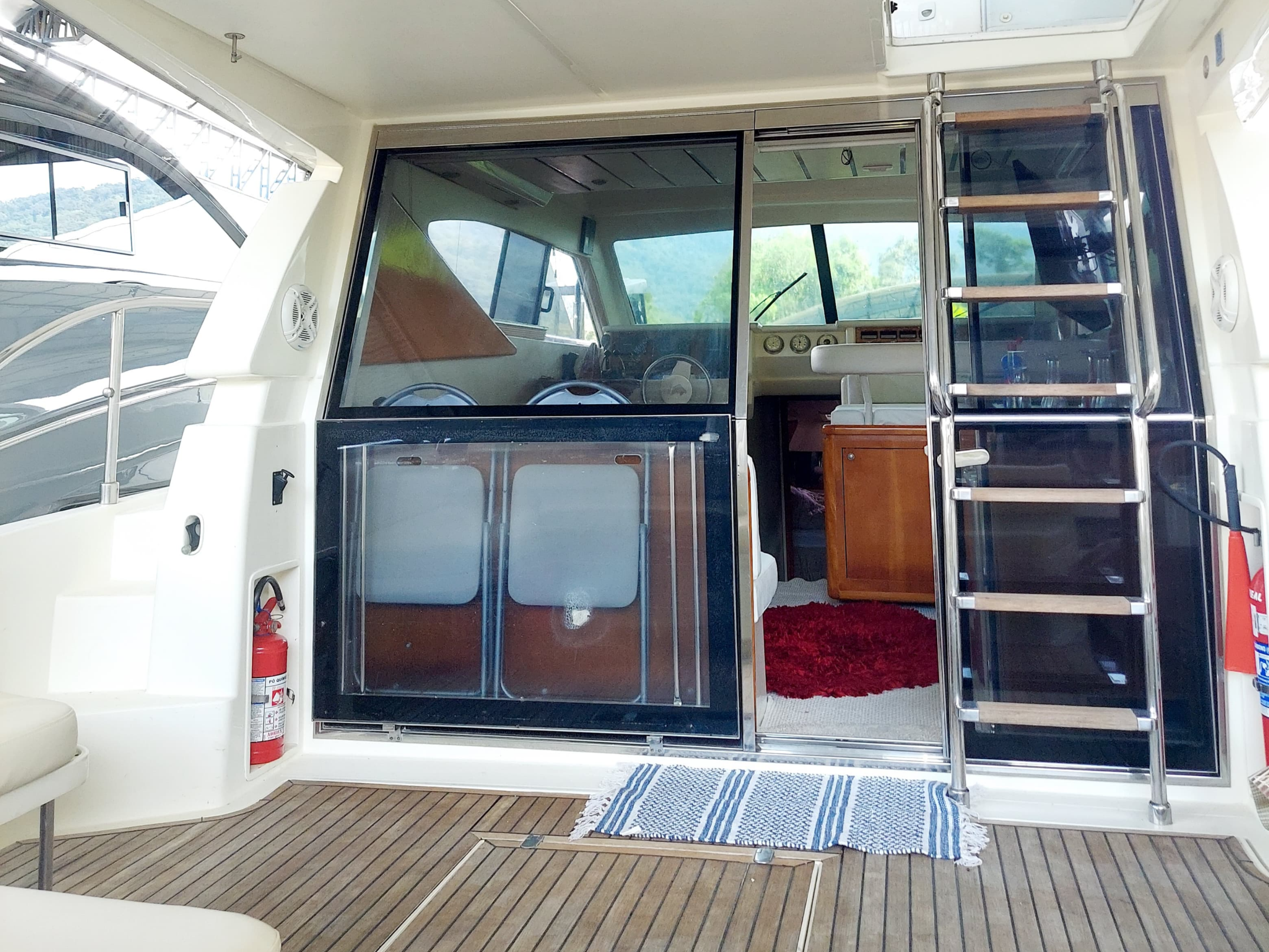 Spirit Ferretti 43 gallery image 4