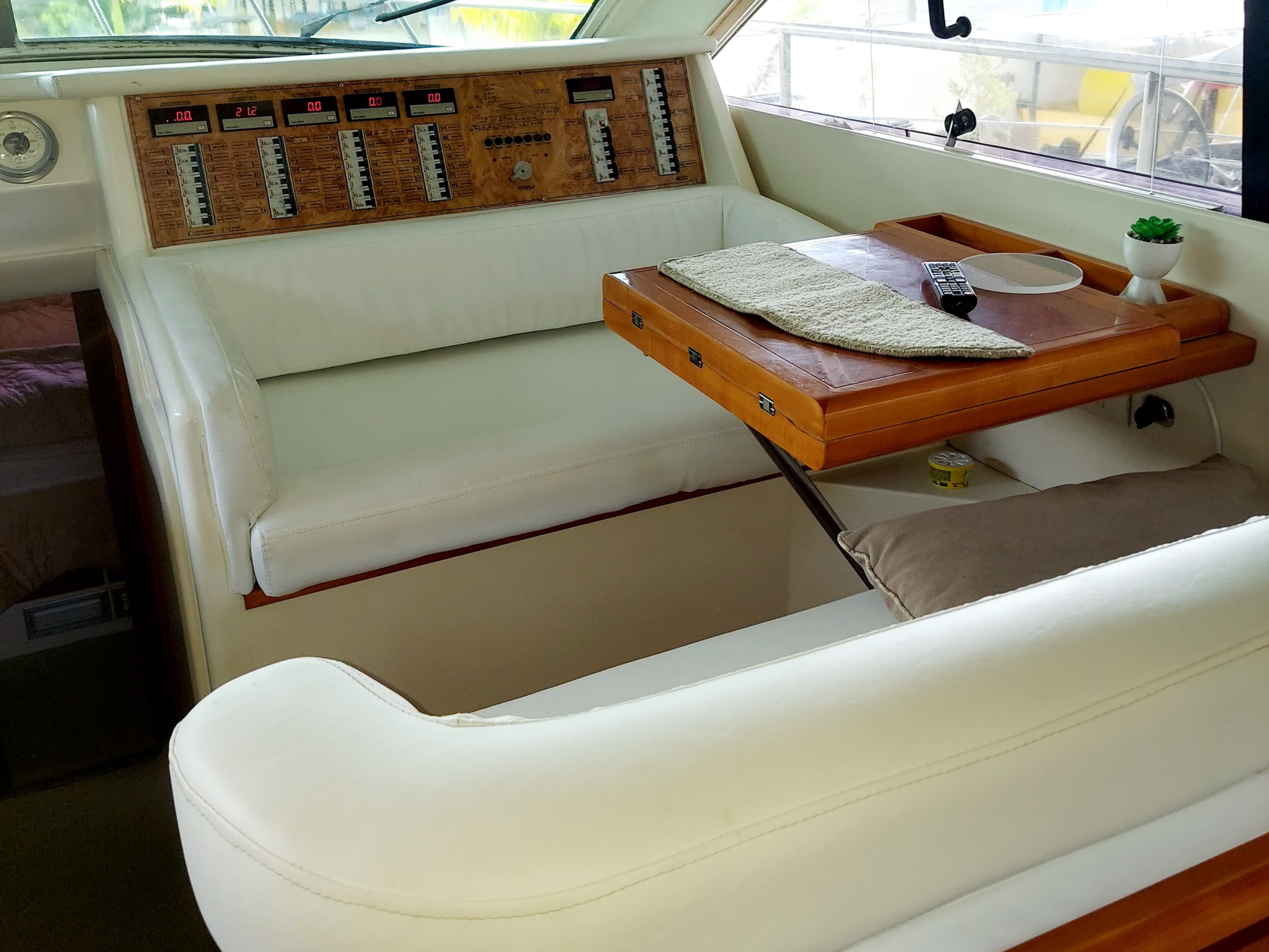 Spirit Ferretti 43 gallery image 6