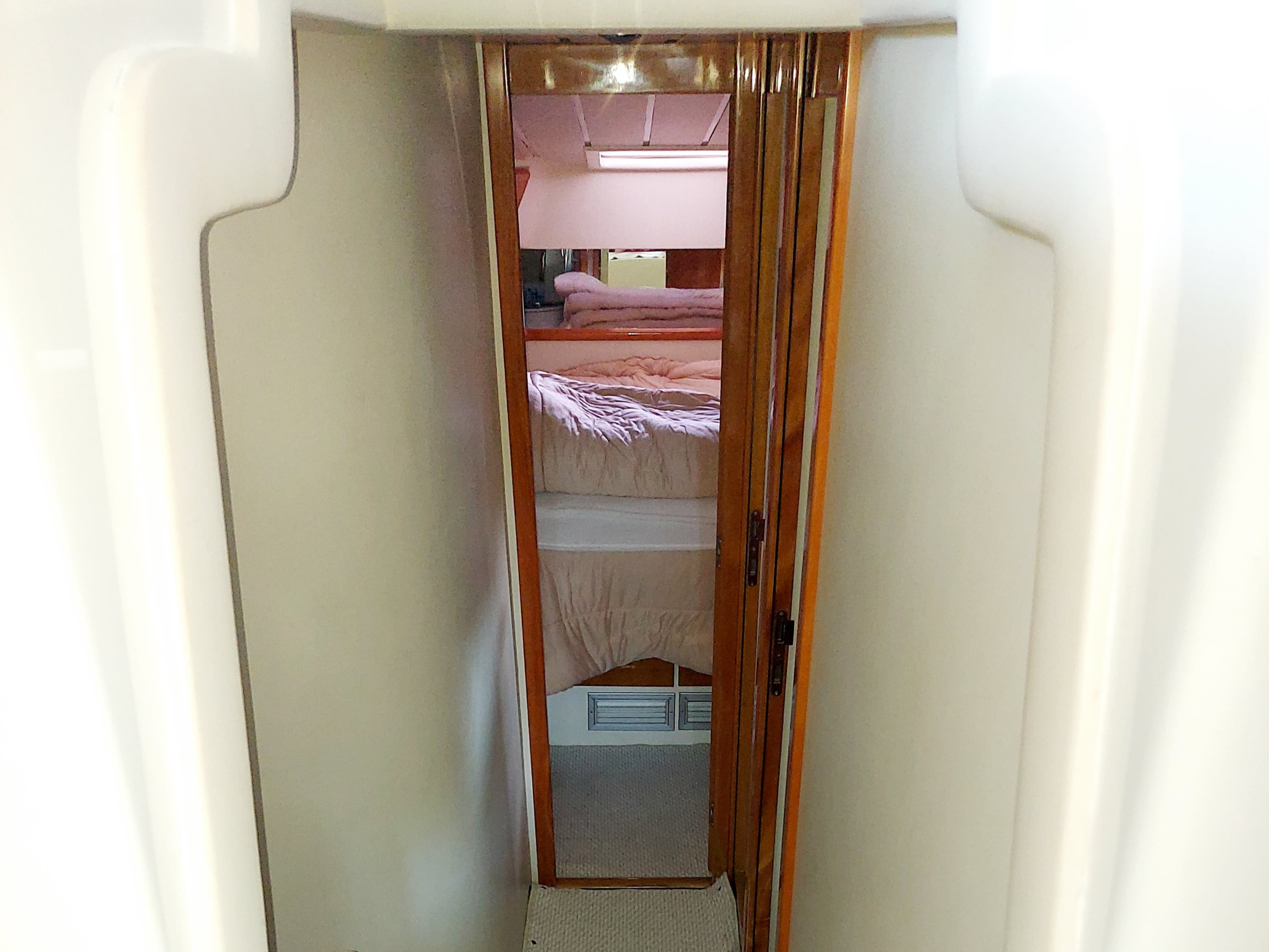 Spirit Ferretti 43 gallery image 10