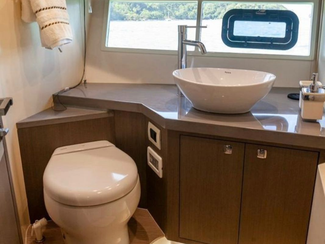 Sessa Marine C44 gallery image 12