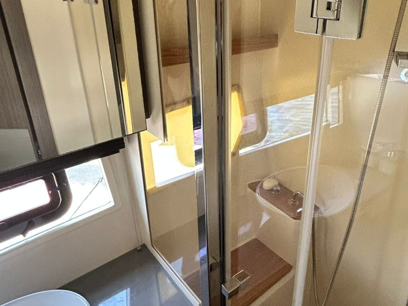 Sessa Marine C44 gallery image 11