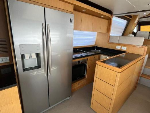 Ferretti 70 gallery image 3