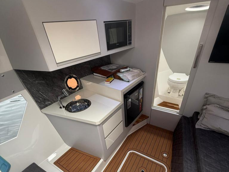 Onix Yacht 290 B gallery image 6