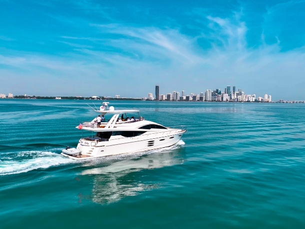 78' Numarine gallery image 13