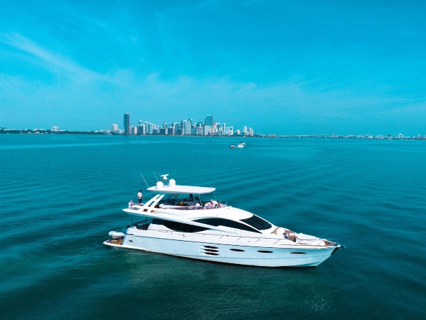 78' Numarine gallery image 15