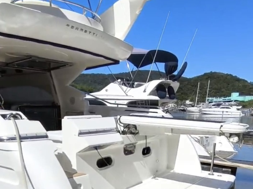 Ferretti 550 Fly gallery image 7