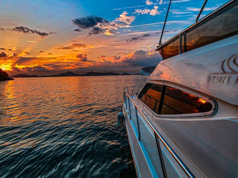 Ferretti 40 gallery image 2