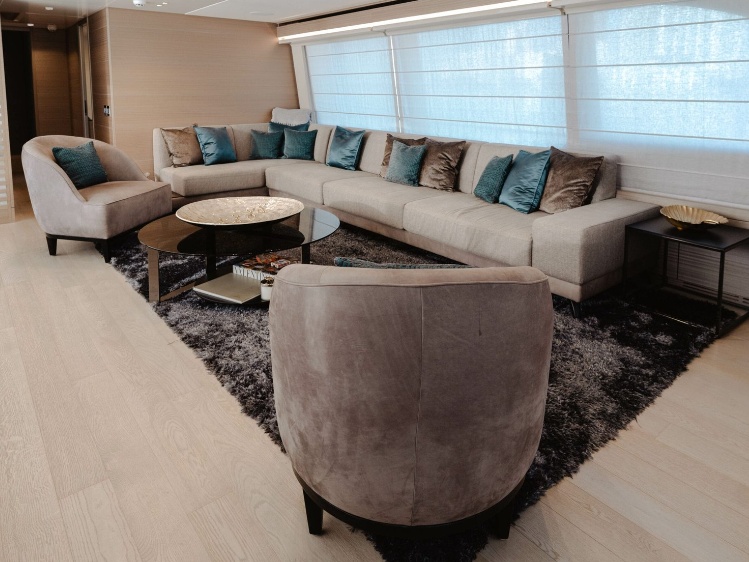 94' Ferretti gallery image 3