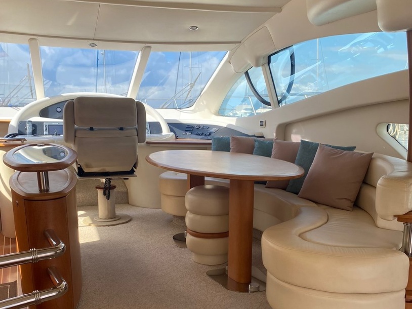 Azimut 600 Fly gallery image 2