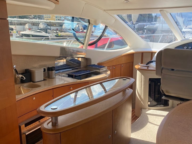 Azimut 600 Fly gallery image 9