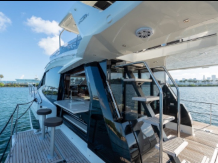 53' Galeon gallery image 3