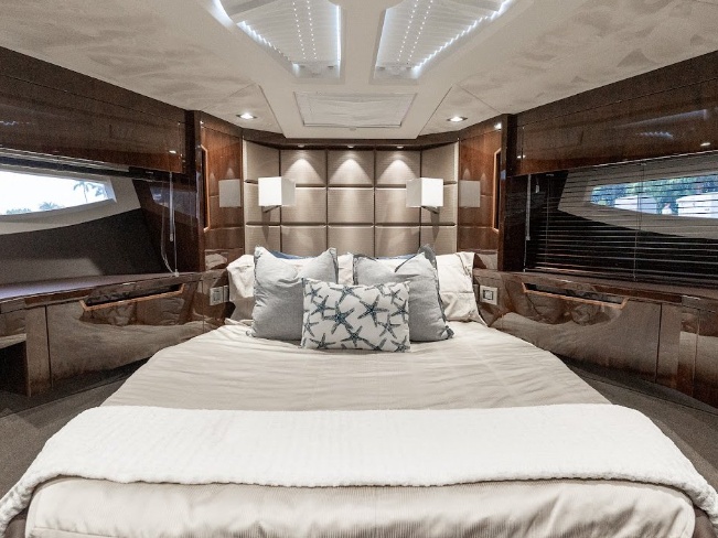 53' Galeon gallery image 11