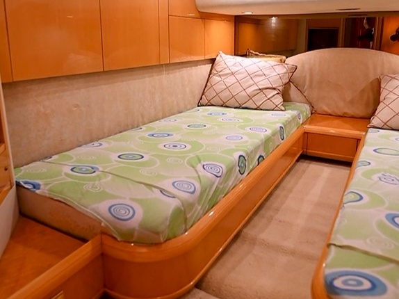 Fairline 550 Fly D gallery image 10