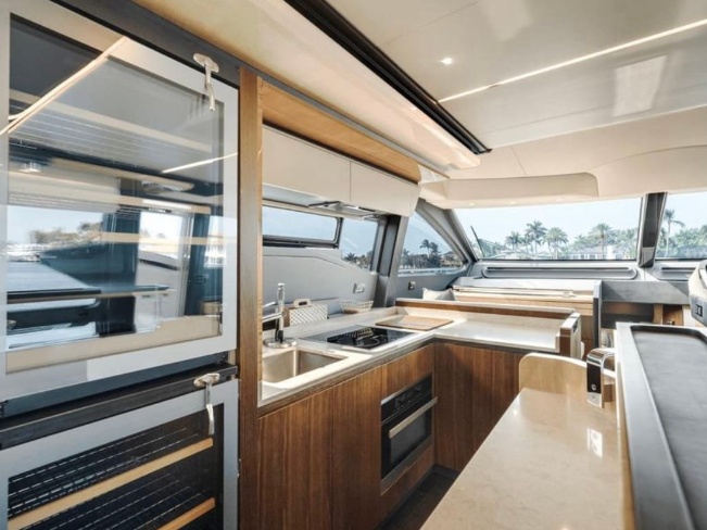 72' Azimut gallery image 15