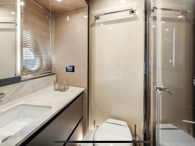 72' Azimut gallery image 10