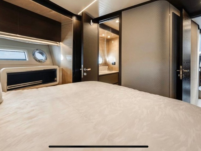 72' Azimut gallery image 19