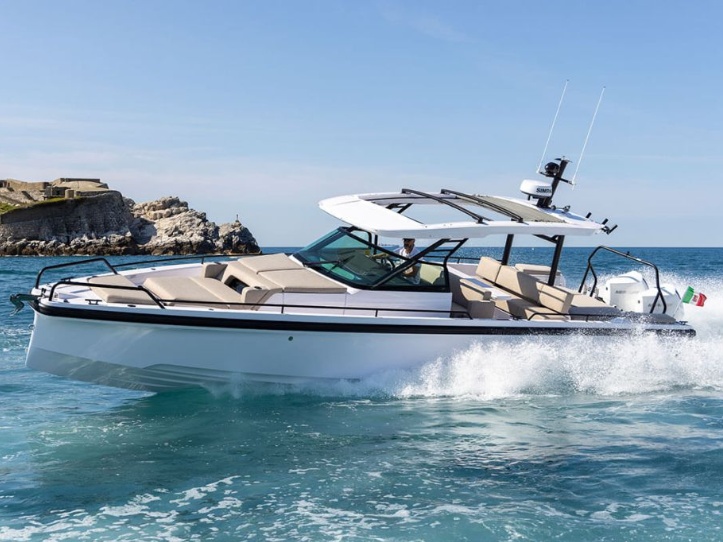 Axopar 37 Sun Top gallery image 5