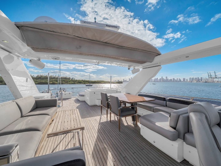 88' Princess gallery image 15