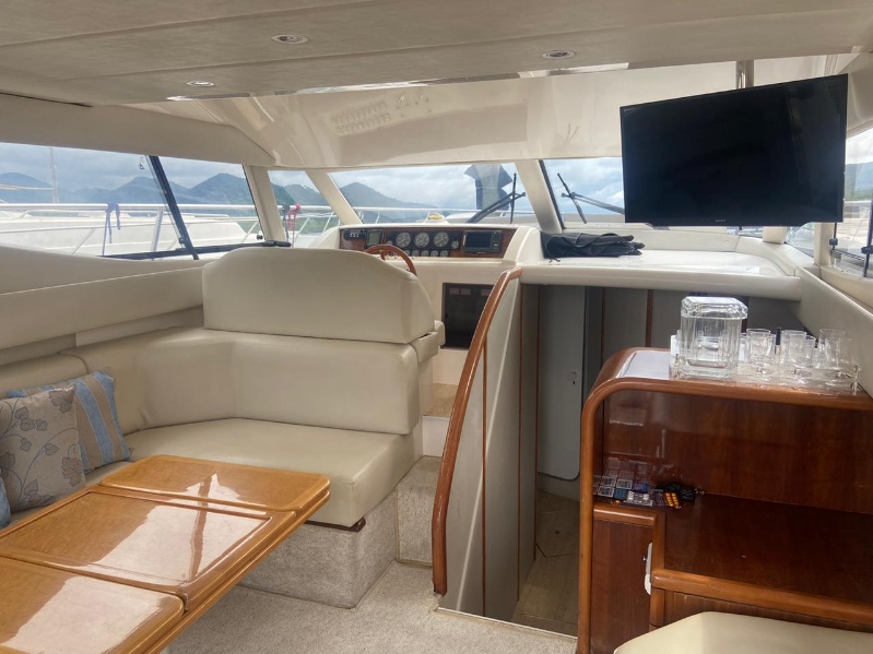 Intermarine Azimut 440 Full gallery image 11