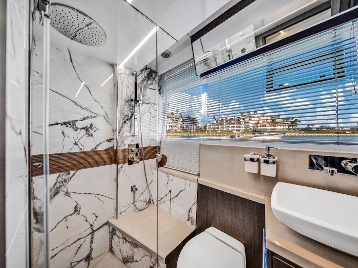 68' Galeon gallery image 11