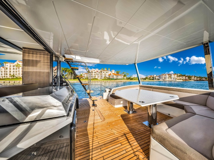 68' Galeon gallery image 17