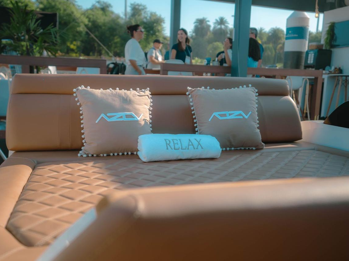 AZOV 380S gallery image 6