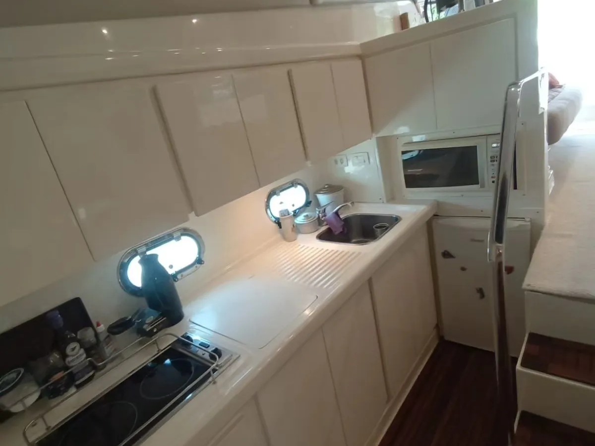 Intermarine 440 gallery image 4