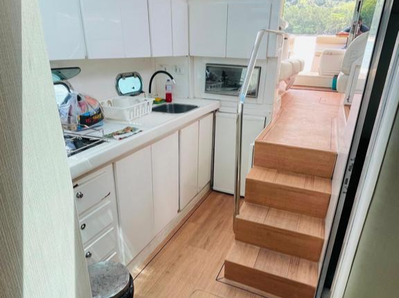 Intermarine 440 UB gallery image 6